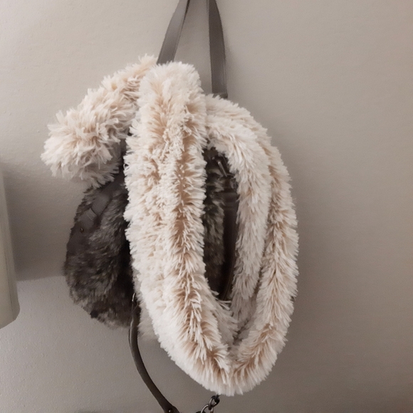 NWOT FUR INFINITY SCARF 60"                c - Picture 1 of 4